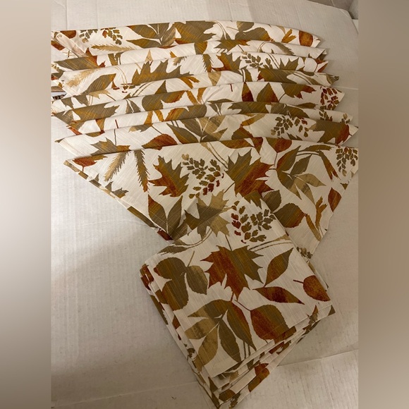 Napkins Set of 12 Leaf Pattern in Fall Colors NWOT - Picture 13 of 14